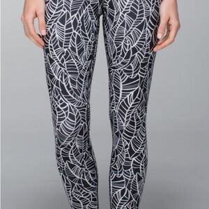 Lululemon Wunder Under Roll Down Leggings Sz 2